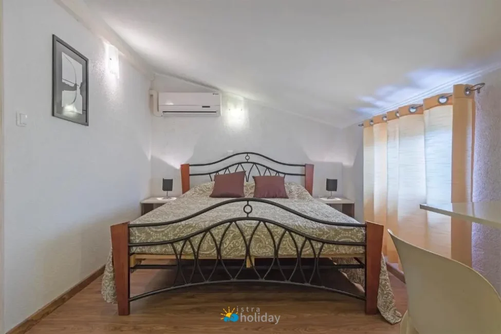 tar,vila karina,odmor,bazen,smještaj,6 osoba,istra,holiday,poreč