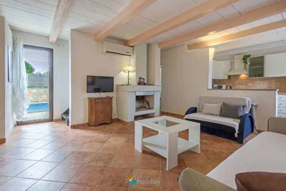 tar,vila karina,odmor,bazen,smještaj,6 osoba,istra,holiday,poreč