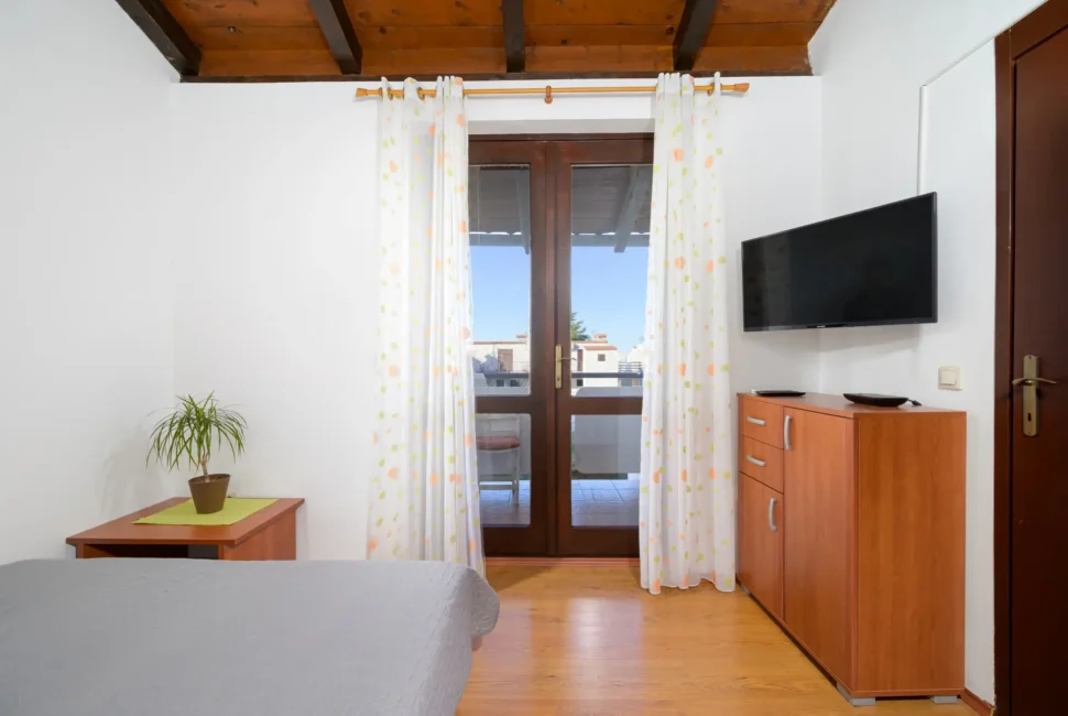 Apartment,poreč,pinjola,červar,porat,2 osobe,more,300m od mora,blizu mora